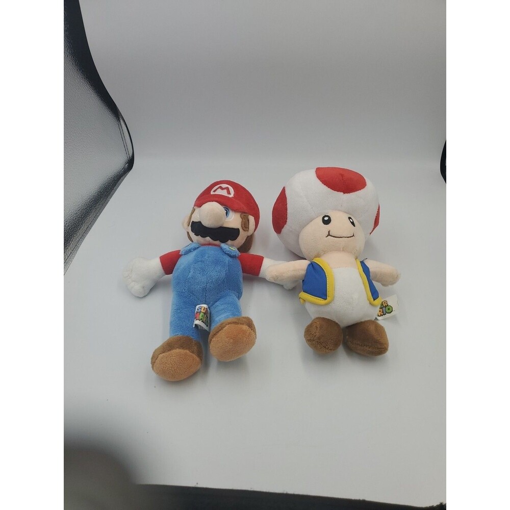 Nintendo Super Mario Lot Plush Mario Toad 2019 Stuffed Animal